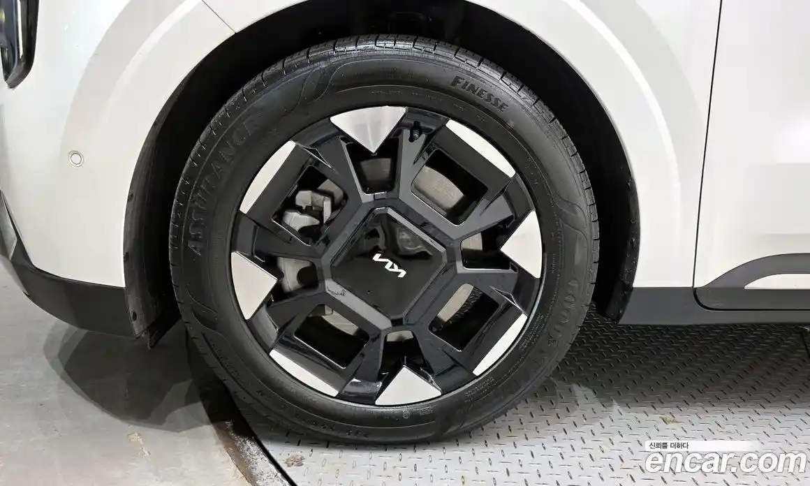 Kia Canival 2024 2.2 Автомат в Москве № 1318395, фото 5