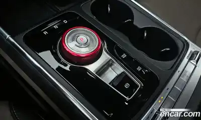 Kia Canival 2024 2.2 Автомат в Москве № 1318395, миниатюра 9