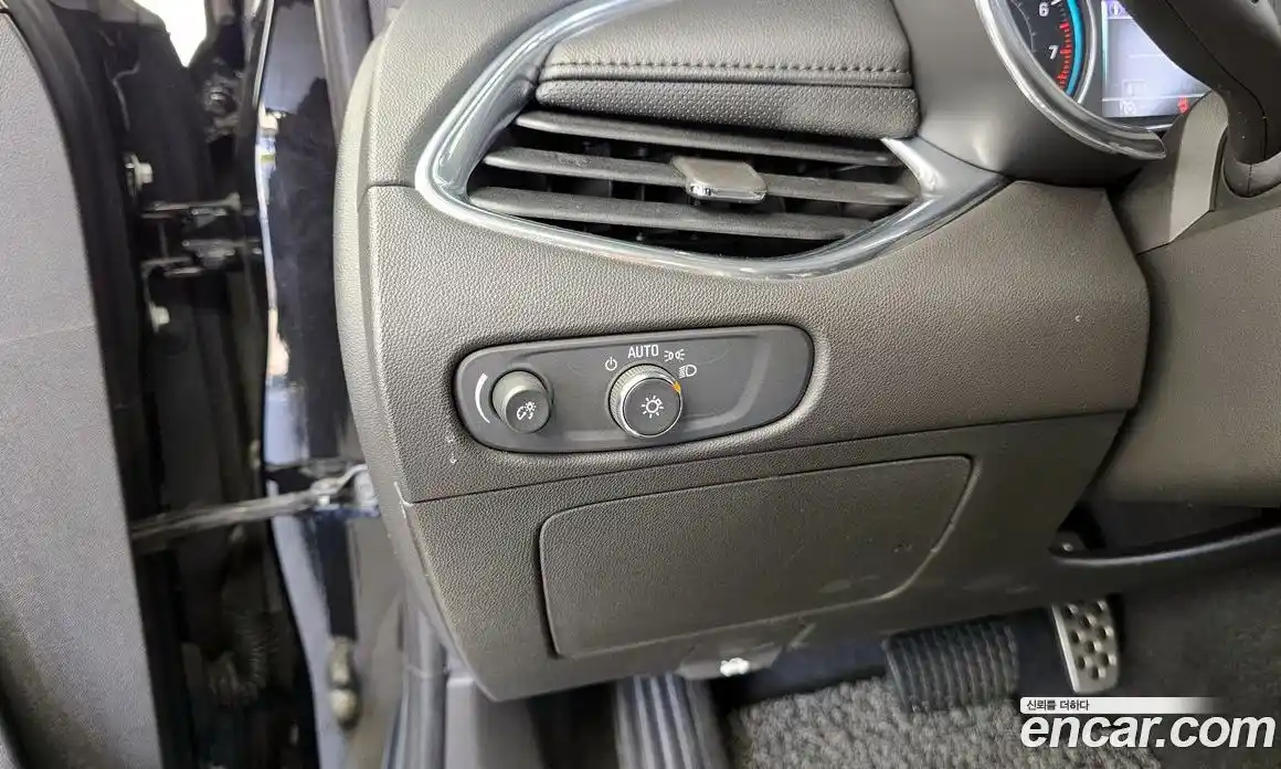 Chevrolet Malibu 2016 2.0 Автомат в Москве № 1320127, фото 16