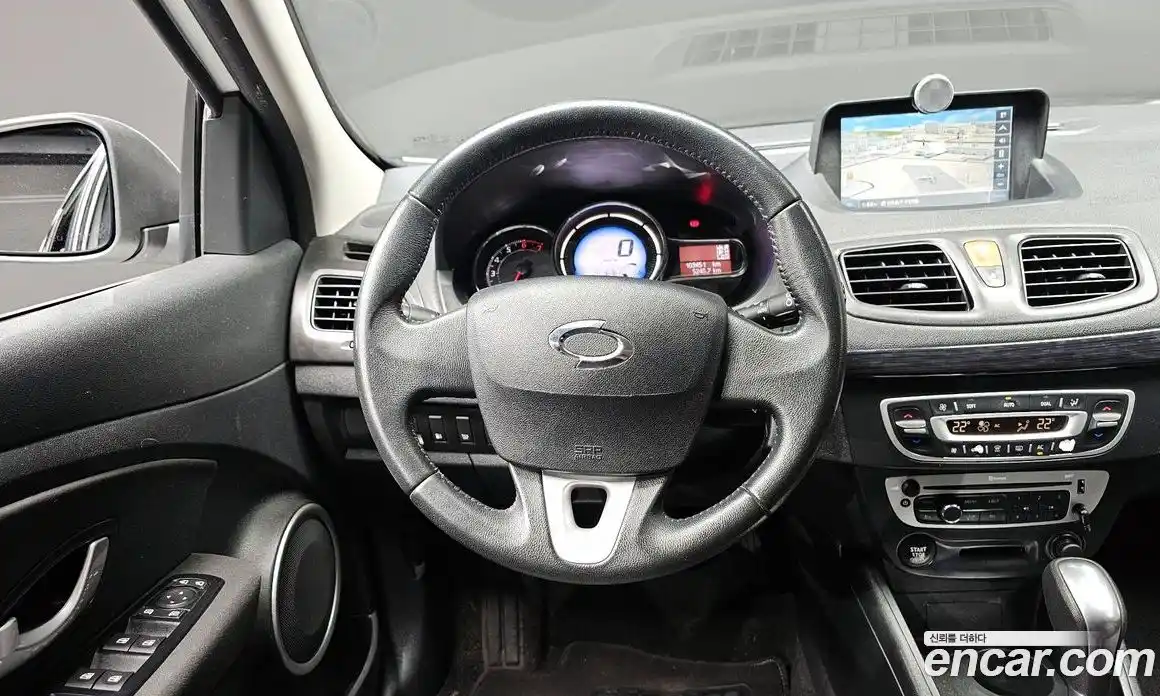 Renault SM3 2015 1.6 гидро в Москве № 1321442, фото 13