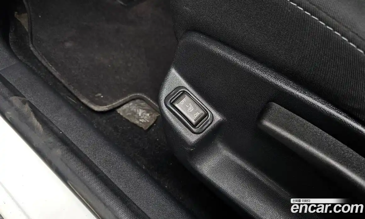 Renault SM3 2015 1.6 гидро в Москве № 1321442, фото 18