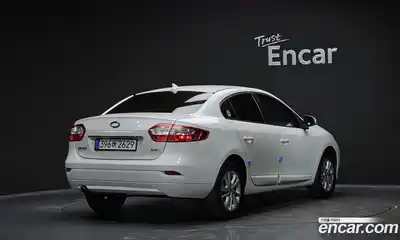 Renault SM3 2015 1.6 гидро в Москве № 1321442, миниатюра 2