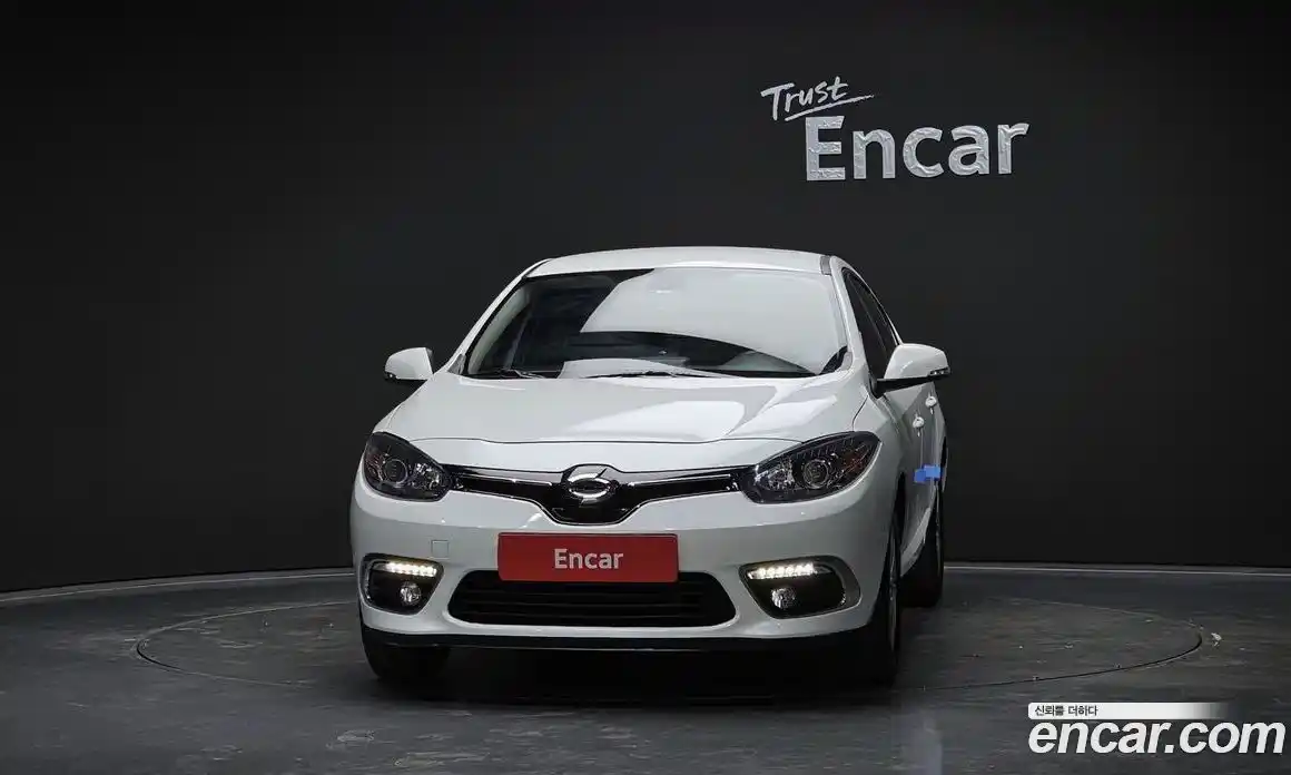 Renault SM3 2015 1.6 гидро в Москве № 1321442, фото 3