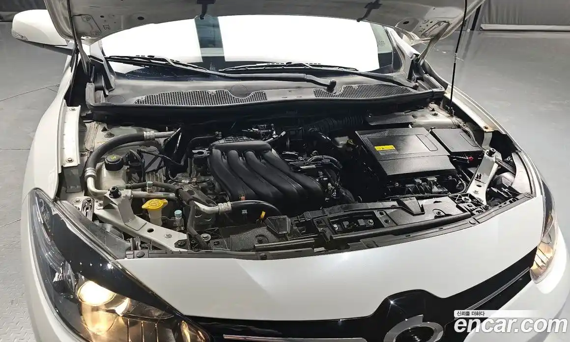 Renault SM3 2015 1.6 гидро в Москве № 1321442, фото 6