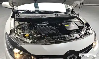 Renault SM3 2015 1.6 гидро в Москве № 1321442, миниатюра 6