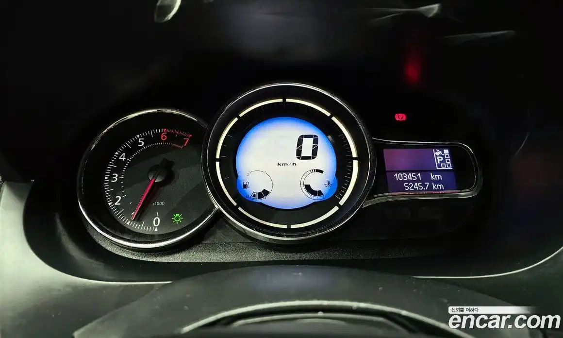 Renault SM3 2015 1.6 гидро в Москве № 1321442, фото 8