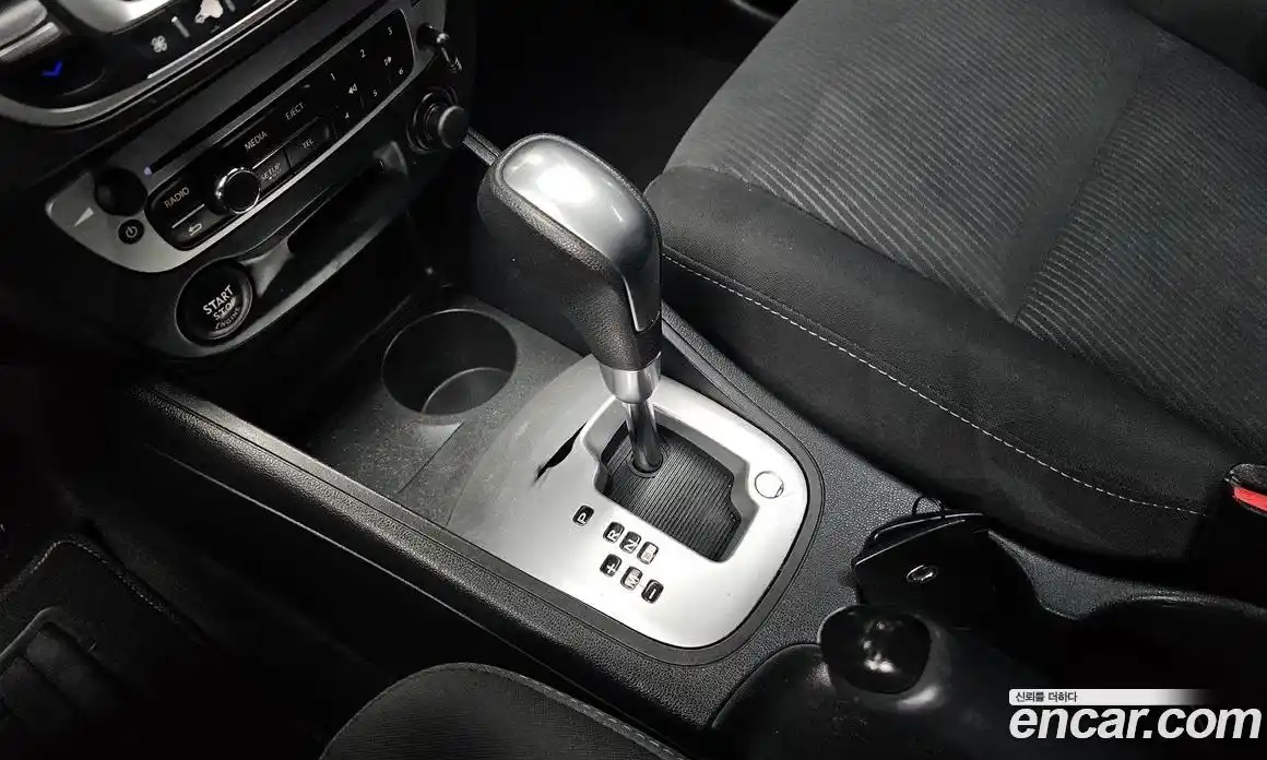 Renault SM3 2015 1.6 гидро в Москве № 1321442, фото 9