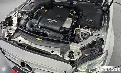 Mercedes-Benz E-Class 2017 2.0 гидро в Москве № 1322245, миниатюра 6