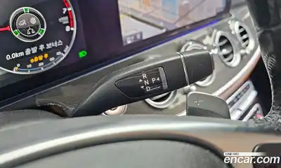 Mercedes-Benz E-Class 2017 2.0 гидро в Москве № 1322245, миниатюра 9