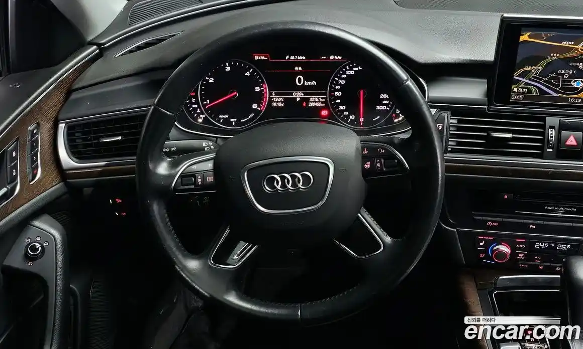 Audi A6 2015 2.0 гидро в Москве № 1322568, фото 15