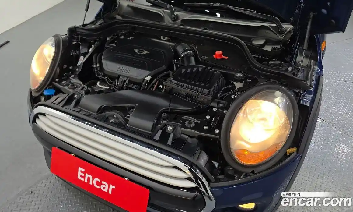 Mini Cooper 2014 1.5 гидро в Москве № 1323098, фото 6