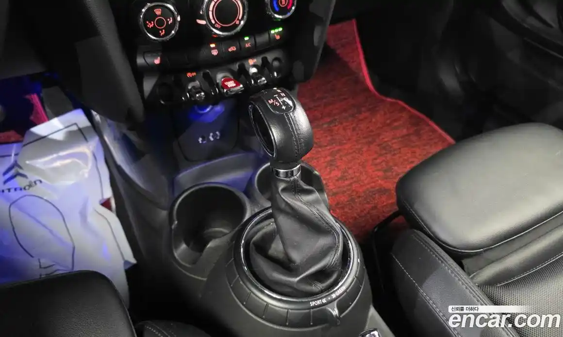 Mini Cooper 2014 1.5 гидро в Москве № 1323098, фото 9