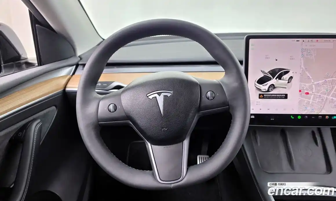 Tesla Model Y 2024 0.2 гидро в Москве № 1323243, фото 13