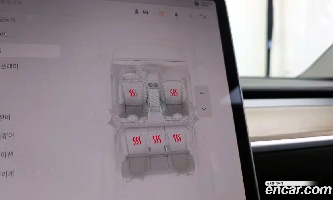 Tesla Model Y 2024 0.2 гидро в Москве № 1323243, фото 18