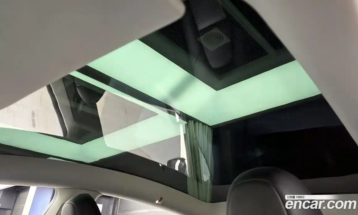 Tesla Model Y 2024 0.2 гидро в Москве № 1323243, фото 19