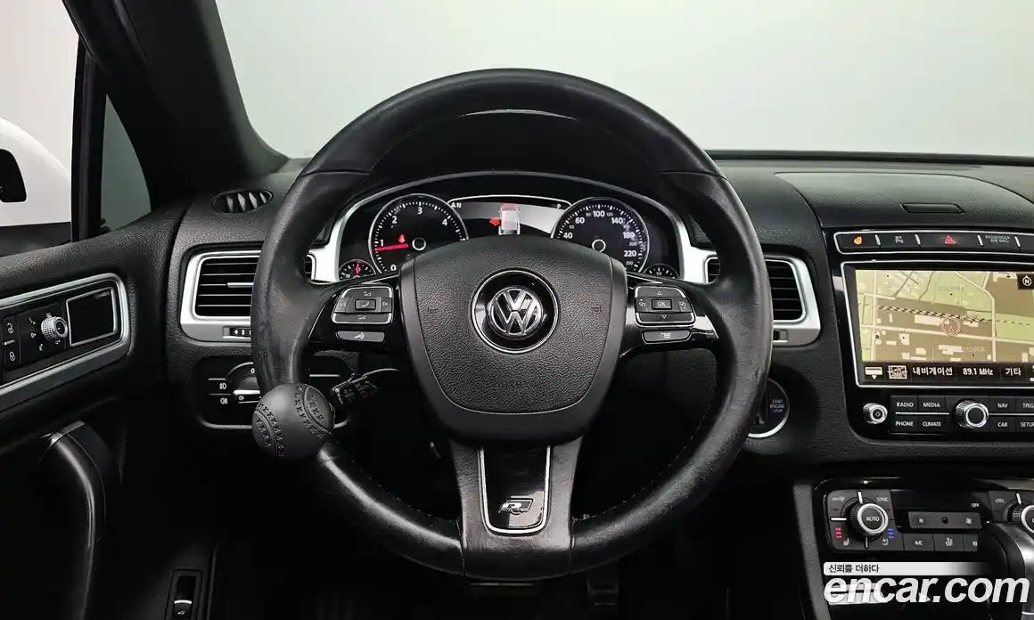 Volkswagen Touareg 2016 3.0 гидро в Москве № 1323487, фото 13