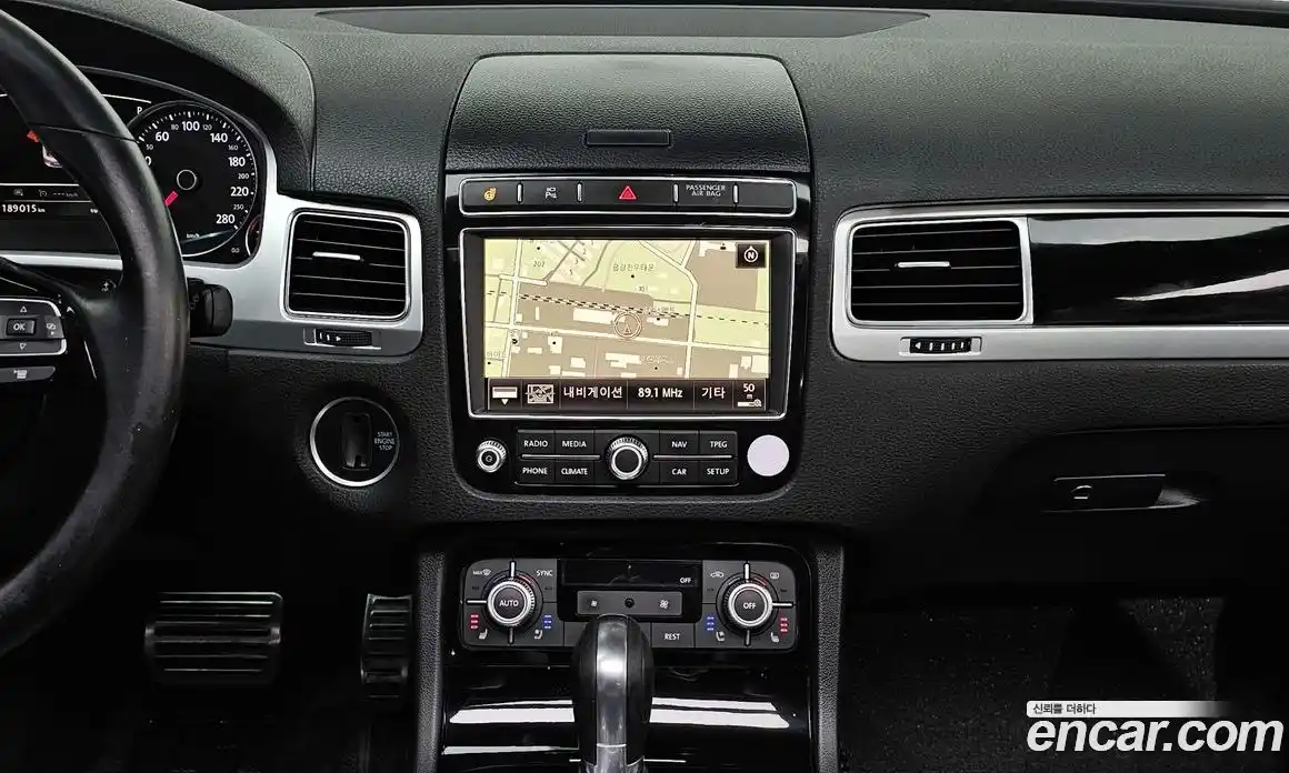 Volkswagen Touareg 2016 3.0 гидро в Москве № 1323487, фото 14
