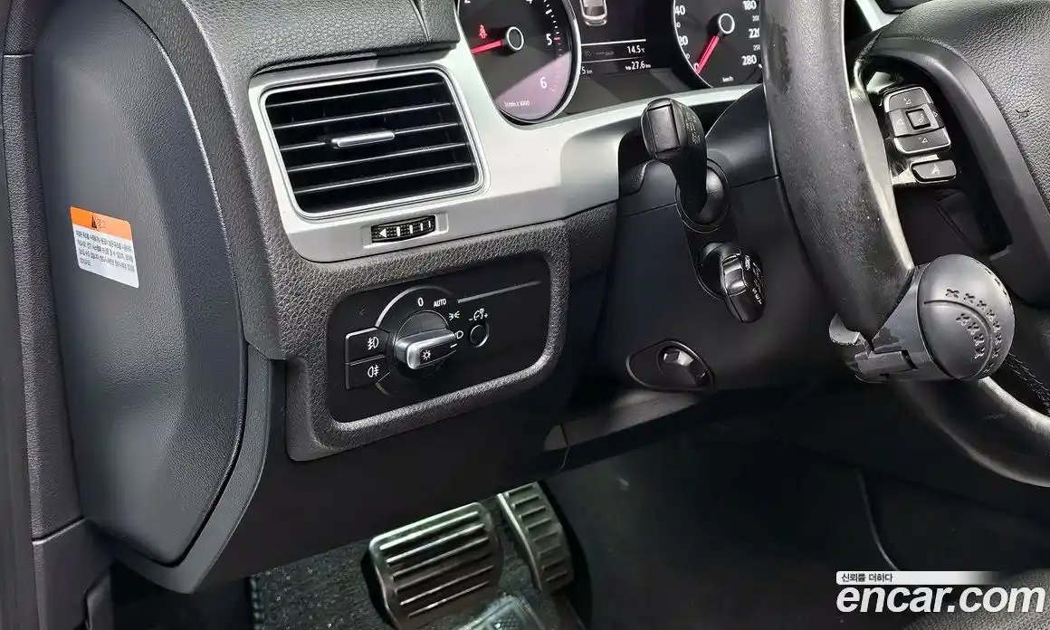 Volkswagen Touareg 2016 3.0 гидро в Москве № 1323487, фото 16