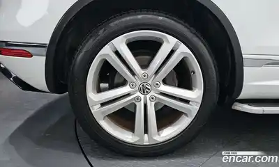 Volkswagen Touareg 2016 3.0 гидро в Москве № 1323487, миниатюра 5