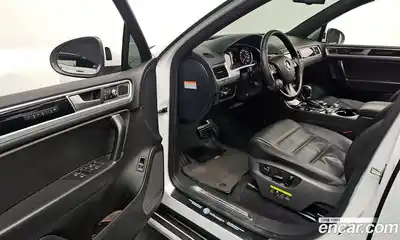 Volkswagen Touareg 2016 3.0 гидро в Москве № 1323487, миниатюра 10