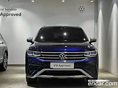 Volkswagen Tiguan 2023 2.0 гидро в Москве № 1323539, миниатюра 3