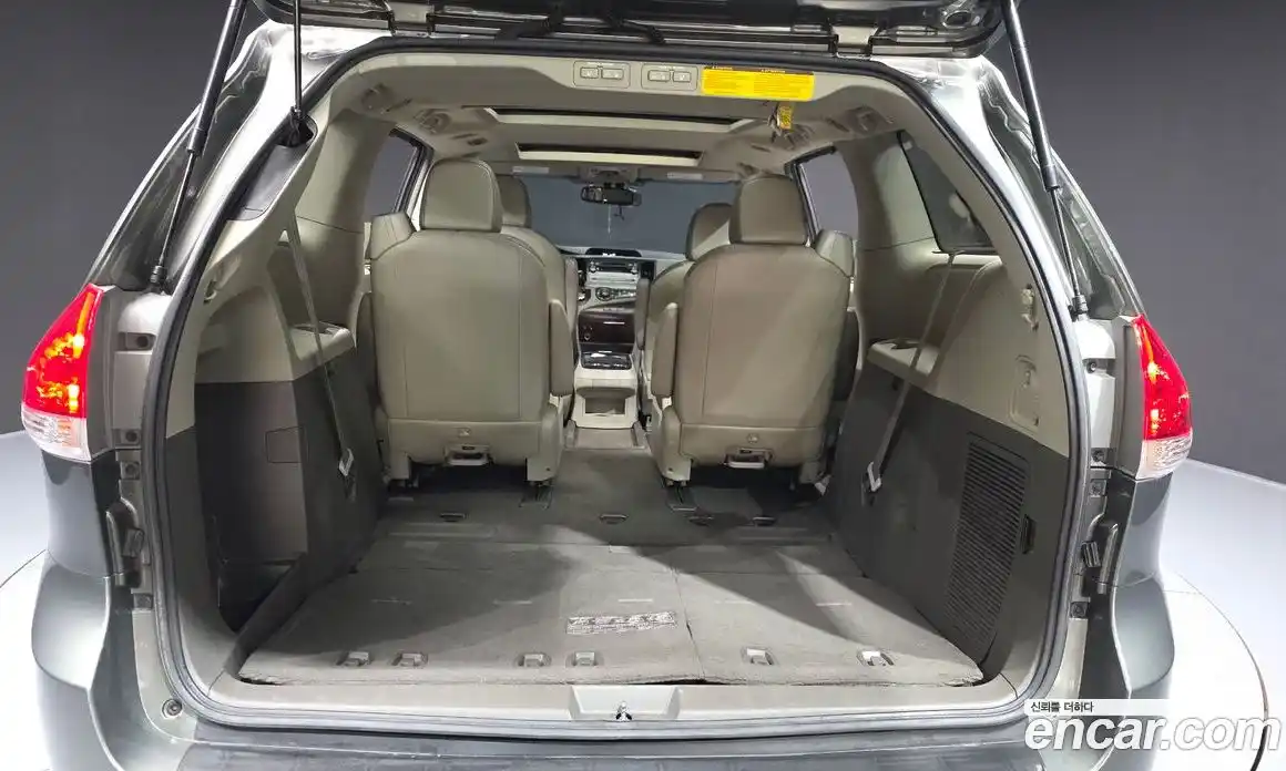 Toyota Sienna 2011 3.5 гидро в Москве № 1323872, фото 20