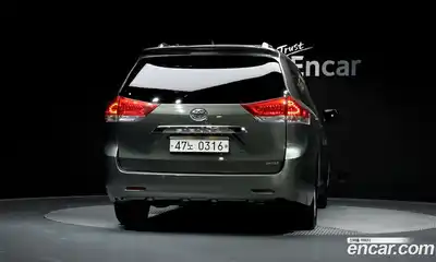 Toyota Sienna 2011 3.5 гидро в Москве № 1323872, миниатюра 4