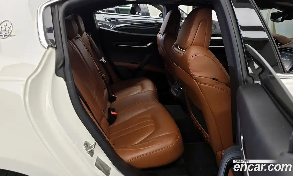 Maserati Ghibli 2020 3.0 гидро в Москве № 1324275, фото 12