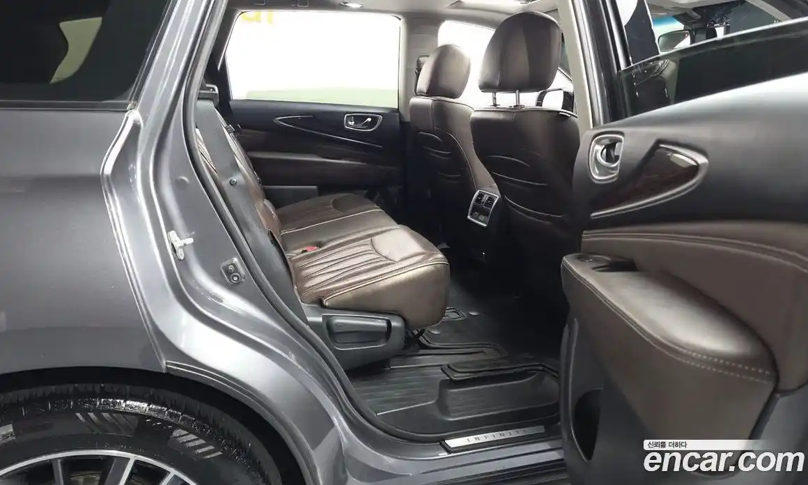 Infiniti QX60 2016 3.5 гидро в Москве № 1324320, фото 12