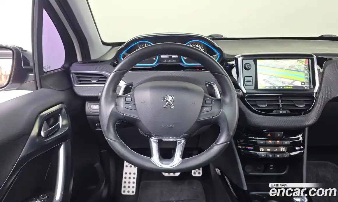 Peugeot 2008 2017 1.6 гидро в Москве № 1324391, фото 13