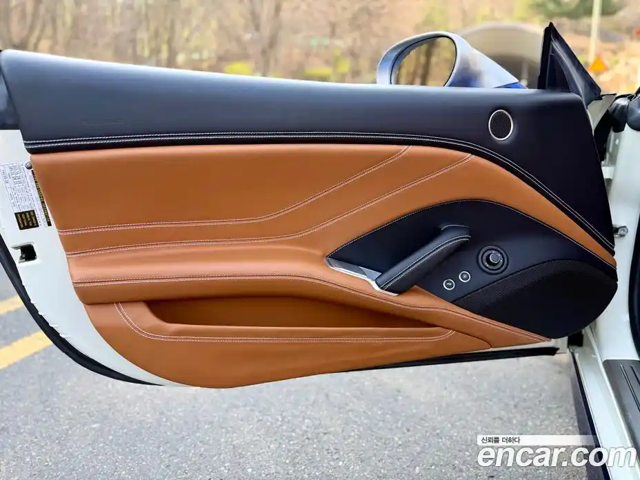 Ferrari California 2015 3.9 гидро в Москве № 1324452, фото 15