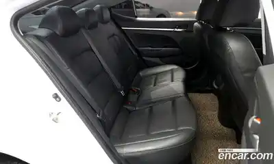 Hyundai Avante 2019 1.6 гидро в Москве № 1341876, миниатюра 12
