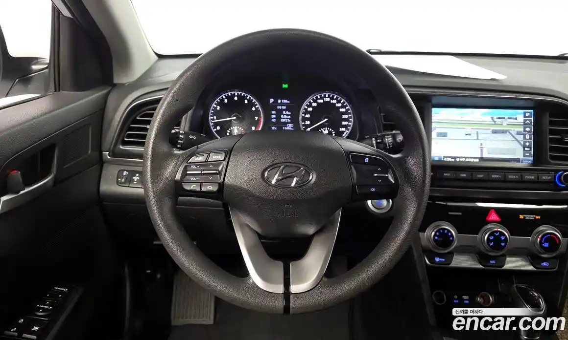 Hyundai Avante 2019 1.6 гидро в Москве № 1341876, фото 13