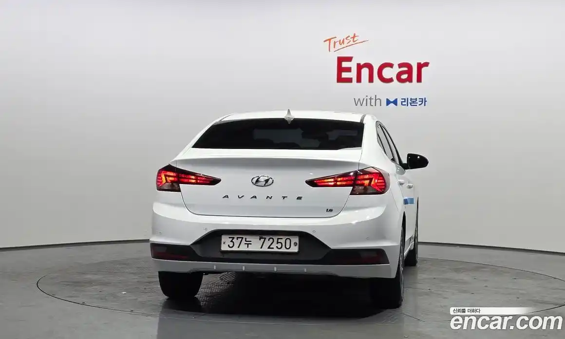 Hyundai Avante 2019 1.6 гидро в Москве № 1341876, фото 4