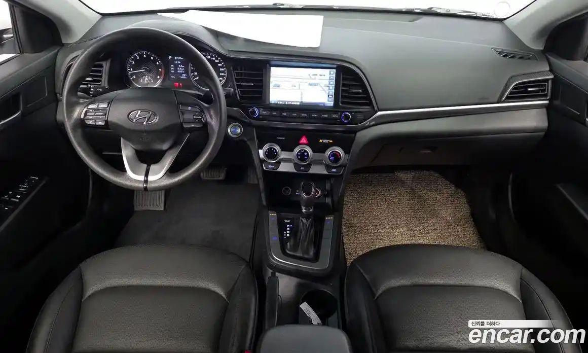 Hyundai Avante 2019 1.6 гидро в Москве № 1341876, фото 7