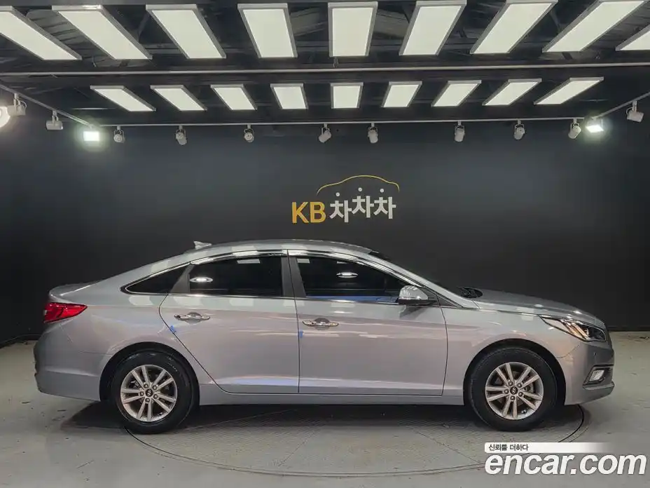 Hyundai Sonata 2016 2.0 гидро в Москве № 1342233, фото 19