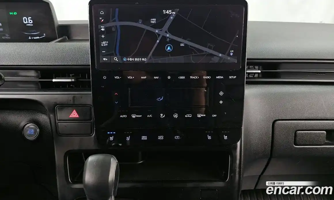 Hyundai Staria 2023 3.5 Автомат в Москве № 1342306, фото 14