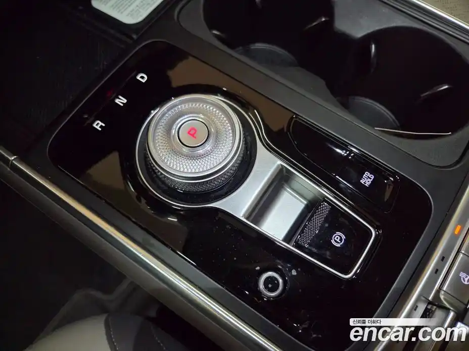 Kia Canival 2025 1.6 Автомат в Москве № 1342580, фото 17