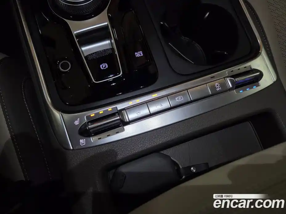 Kia Canival 2025 1.6 Автомат в Москве № 1342580, фото 18