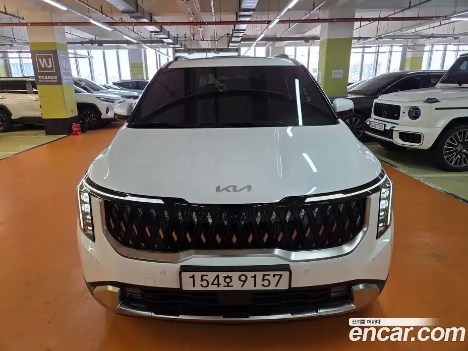 Kia Canival 2025 1.6 Автомат в Москве № 1342580, фото 3