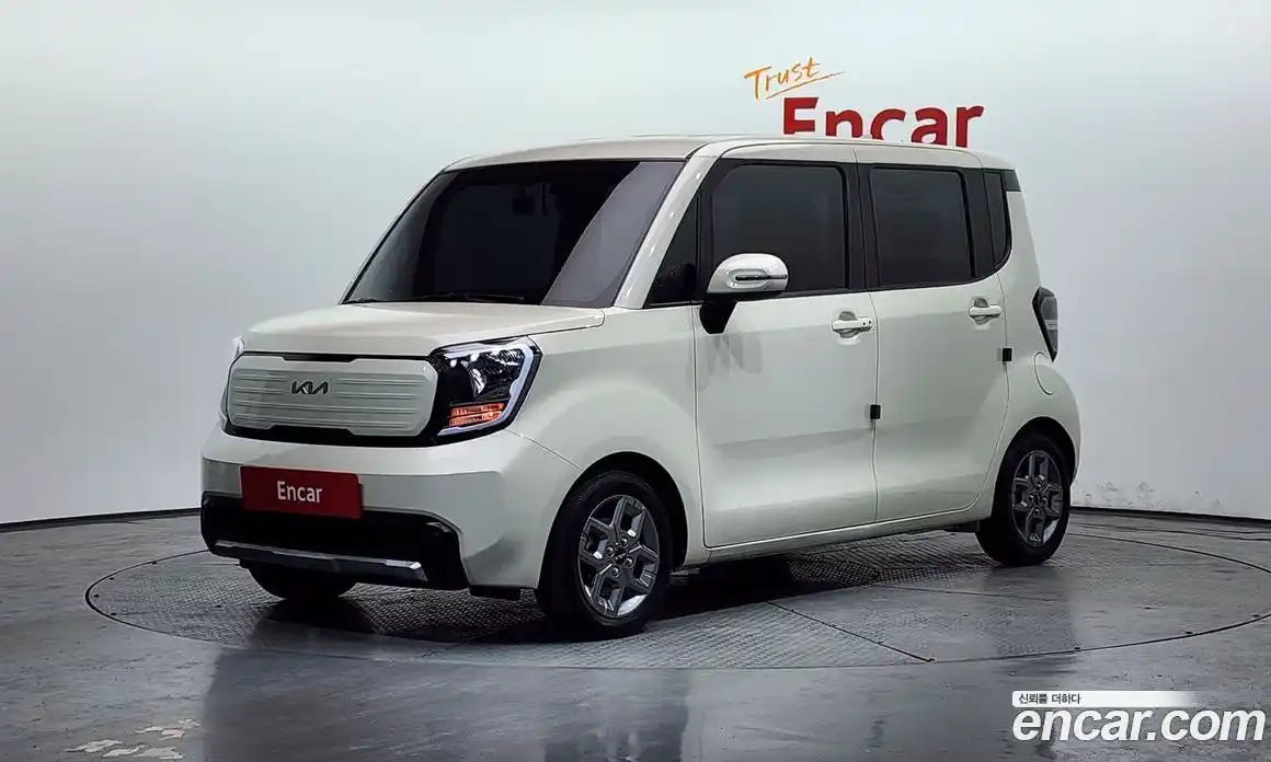 Kia Ray 2023 1.0 Автомат в Москве № 1342585, фото 1