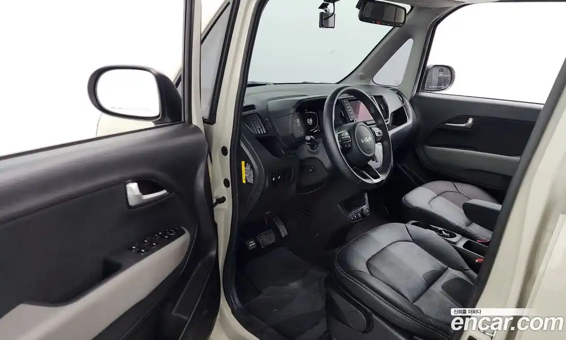 Kia Ray 2023 1.0 Автомат в Москве № 1342585, фото 10