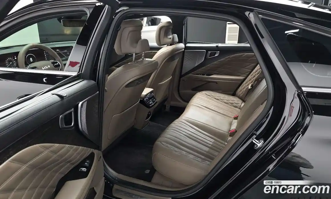 Kia K8 2023 2.5 Автомат в Москве № 1342604, фото 12