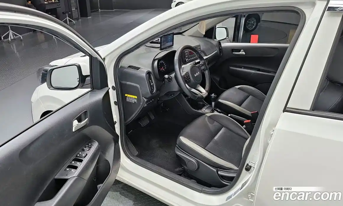 Kia Morning 2022 1.0 Автомат в Москве № 1342781, фото 10