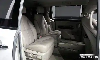 Kia Canival 2018 2.2 Автомат в Москве № 1342871, миниатюра 11