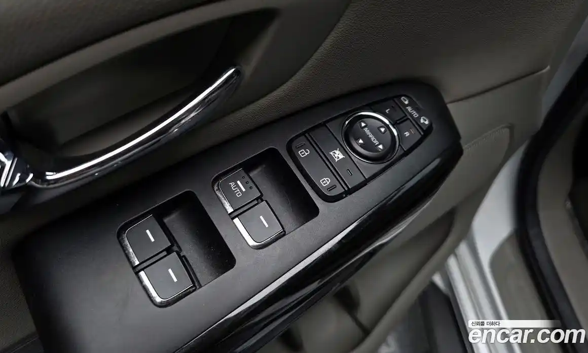 Kia Canival 2018 2.2 Автомат в Москве № 1342871, фото 17