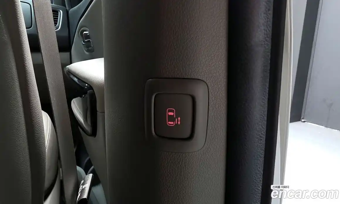 Kia Canival 2018 2.2 Автомат в Москве № 1342871, фото 19