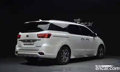 Kia Canival 2018 2.2 Автомат в Москве № 1342871, миниатюра 2