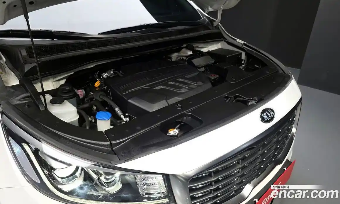 Kia Canival 2018 2.2 Автомат в Москве № 1342871, фото 6