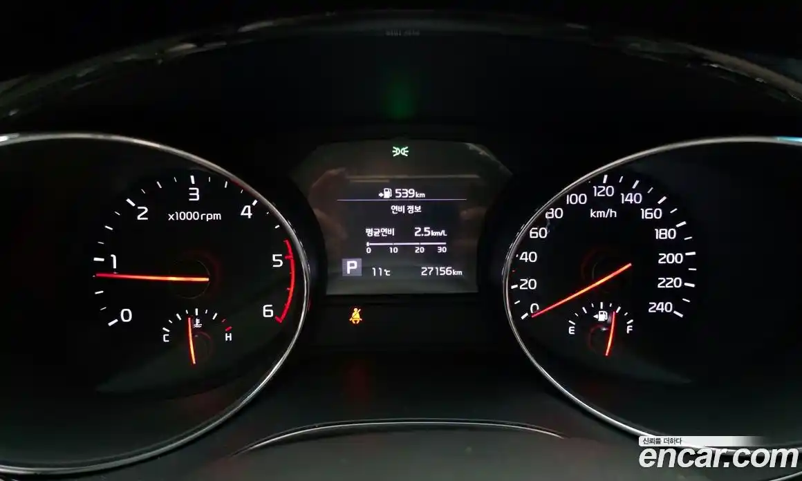 Kia Canival 2018 2.2 Автомат в Москве № 1342871, фото 8